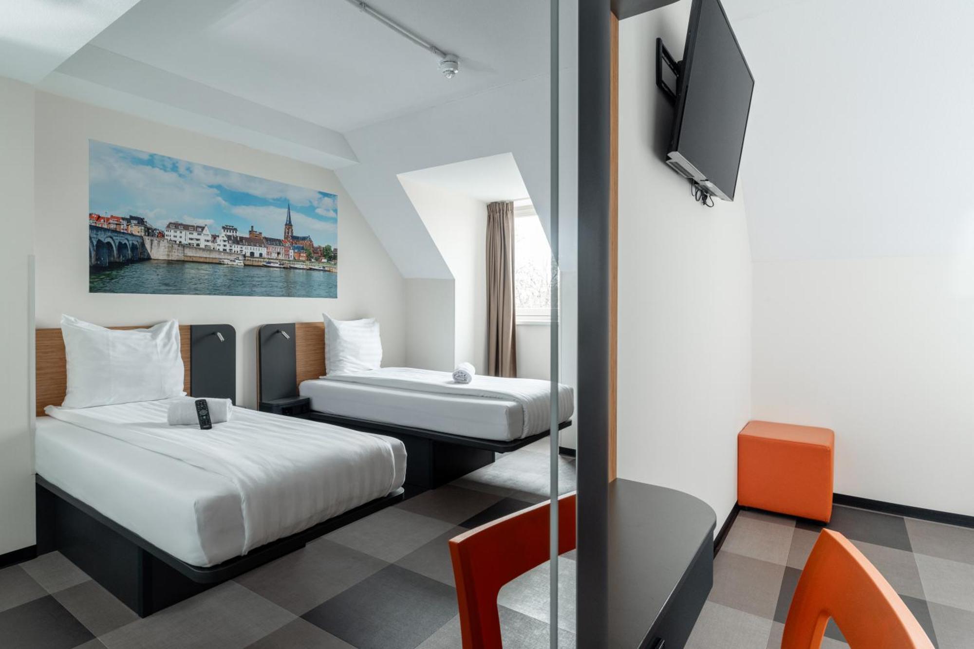 Easyhotel Maastricht City Centre Zewnętrze zdjęcie