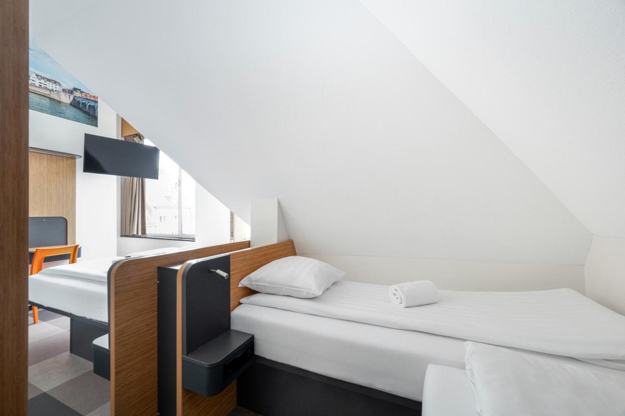 Easyhotel Maastricht City Centre Zewnętrze zdjęcie