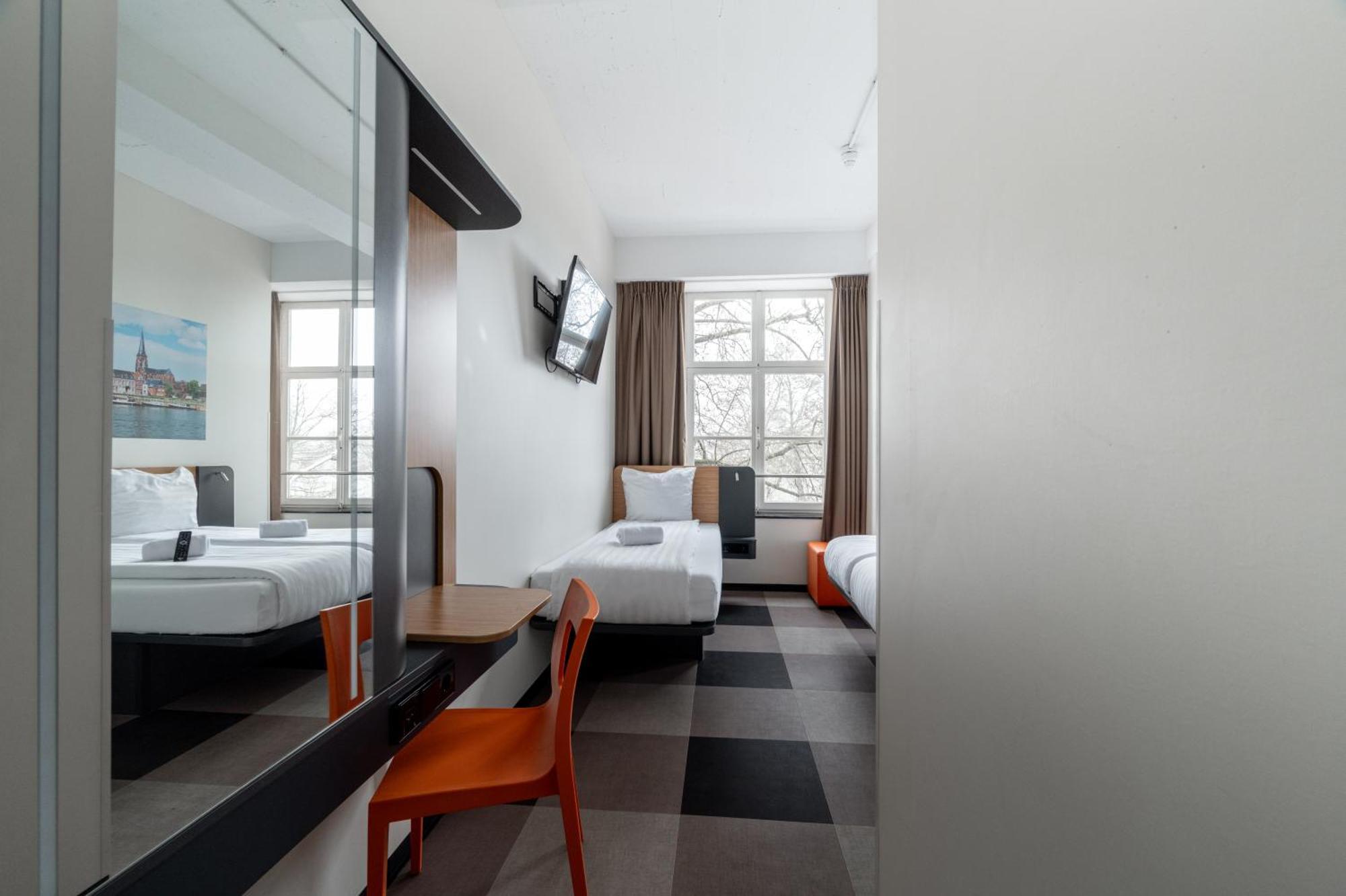 Easyhotel Maastricht City Centre Zewnętrze zdjęcie