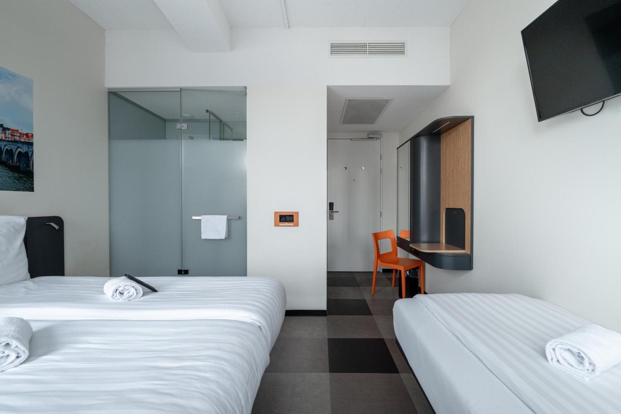 Easyhotel Maastricht City Centre Zewnętrze zdjęcie