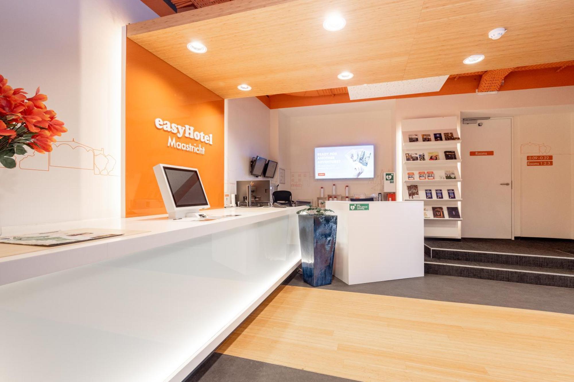 Easyhotel Maastricht City Centre Zewnętrze zdjęcie